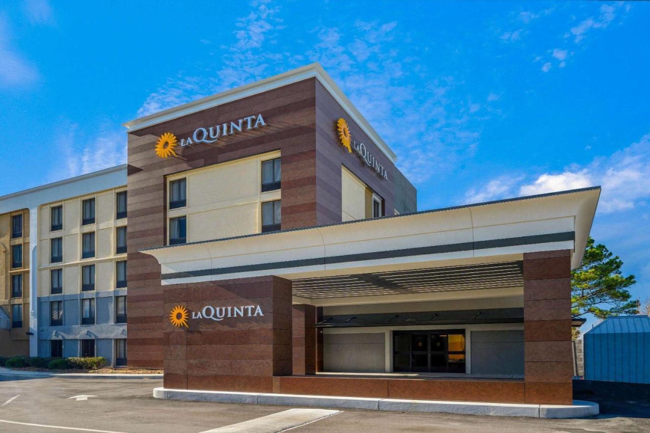 La Quinta Inn By Wyndham Columbia Se Fort Jackson Екстериор снимка